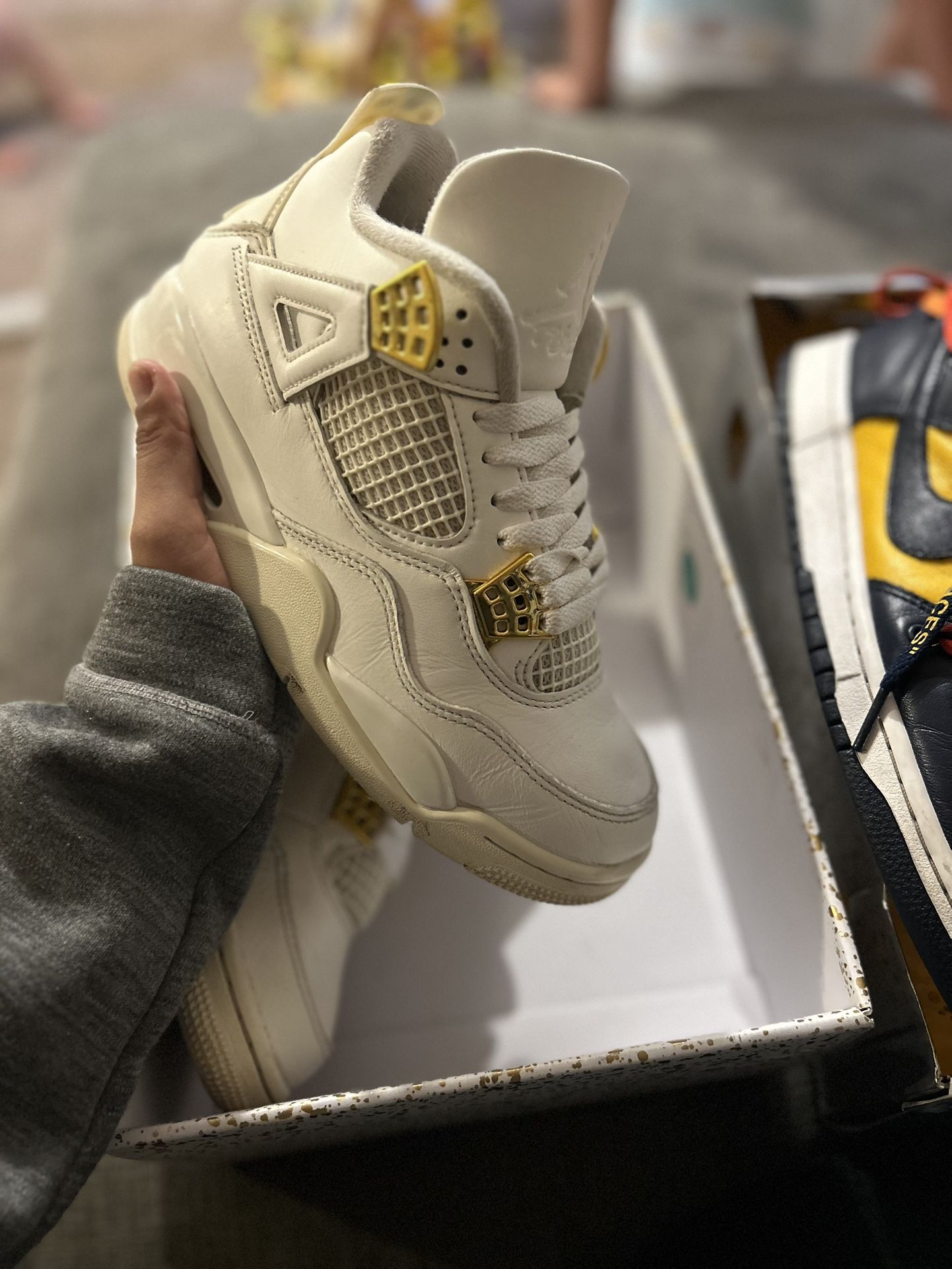 Metallic Gold 4s