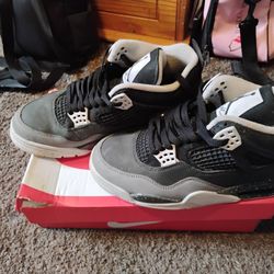 Air Jordans Retro 4 Fear
