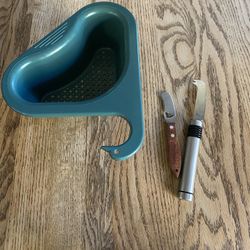 Chess Knives And Sponge Holder For Sink