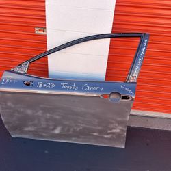 2018-2023 Toyota Camry Front Door Left Passenger OEM