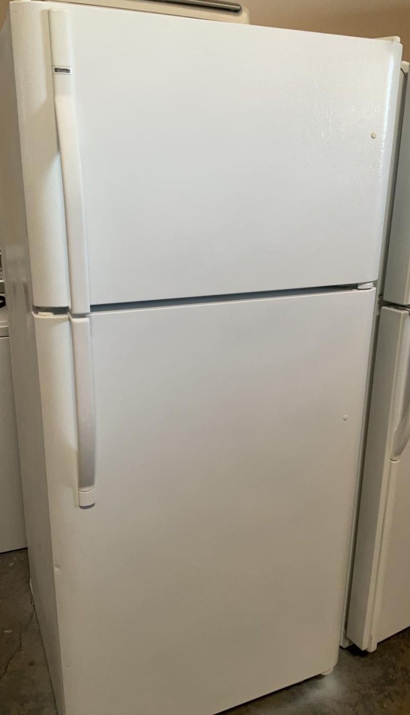 Kenmore Top Mount White Refrigerator
