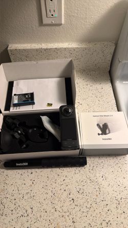 Insta 360 x4
