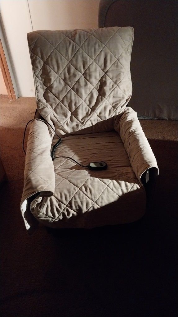 Recliner Chair With Remote