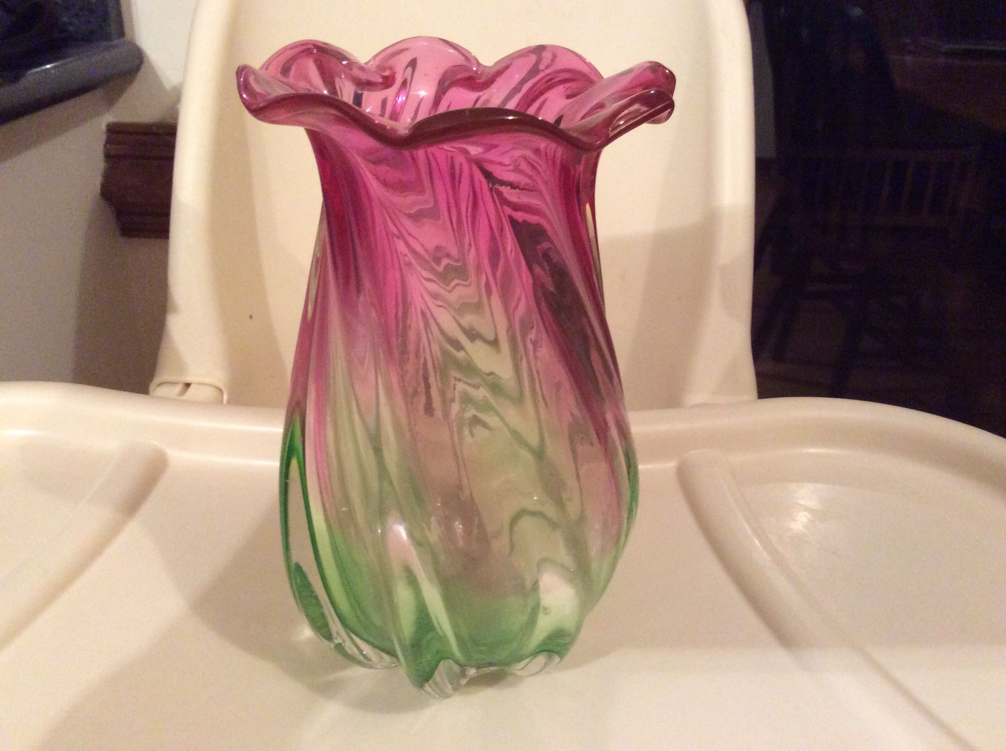 Vintage 1980’s Green And Pink Swirl Vase 7 “ Tall