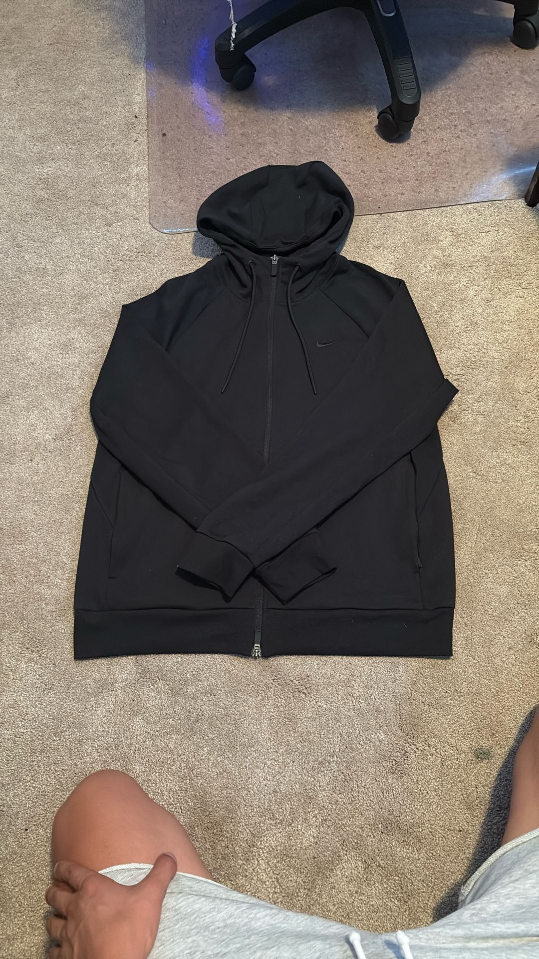 Nike men's Dri-FIT UV Full-Zip Performance Hoodie