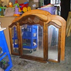 45x40 Foldable Mirror