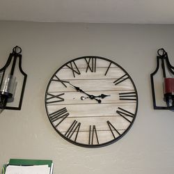 2 metal candleholders