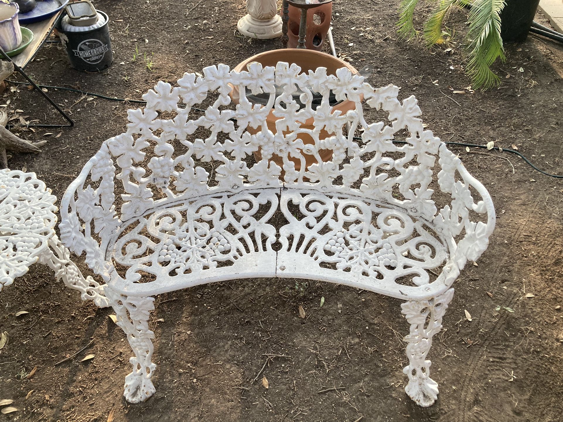 Antique Grapevine Cast Iron Outdoor Furniture