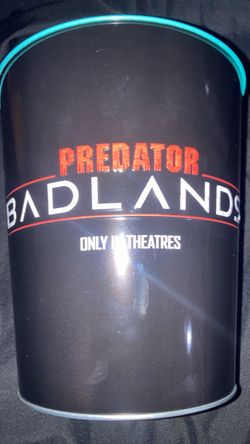 Predator Badlands Regal popcorn tin bucket