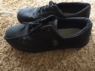 BLACK POLO SHOES SIZE 7.5