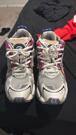 balenciaga runner