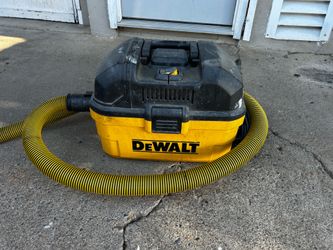 DeWALT DXV04T 4 Gallon Portable Wet/Dry Shop Vacuum 9 Amp Toolbox Style Used