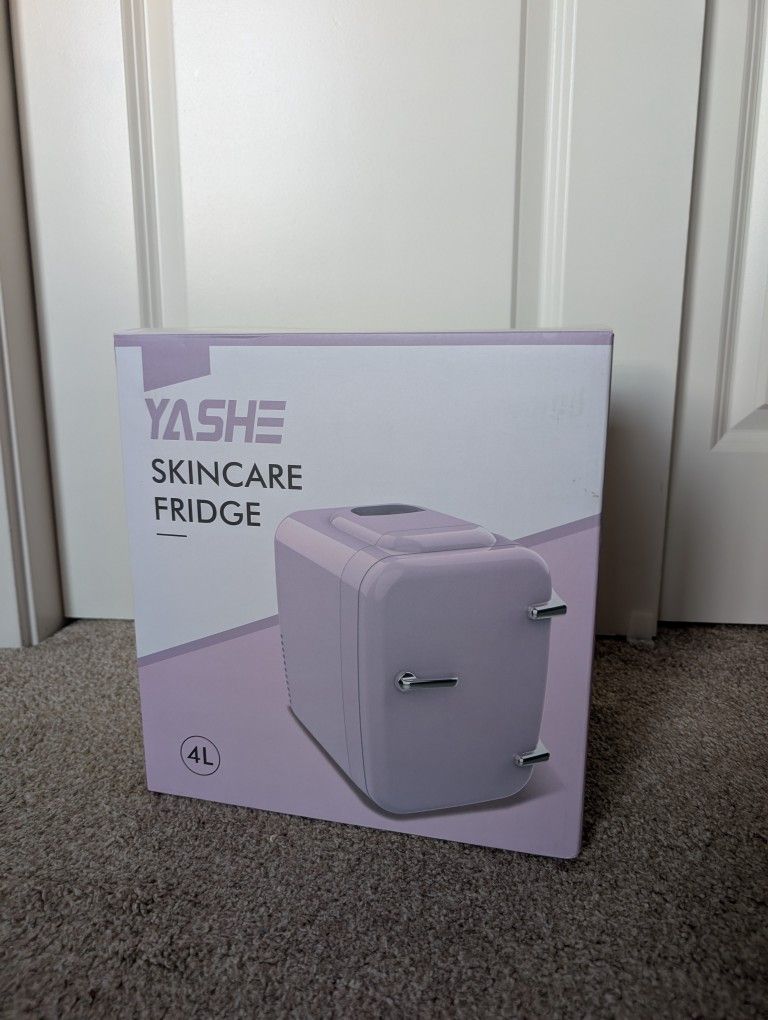 Mini Fridge