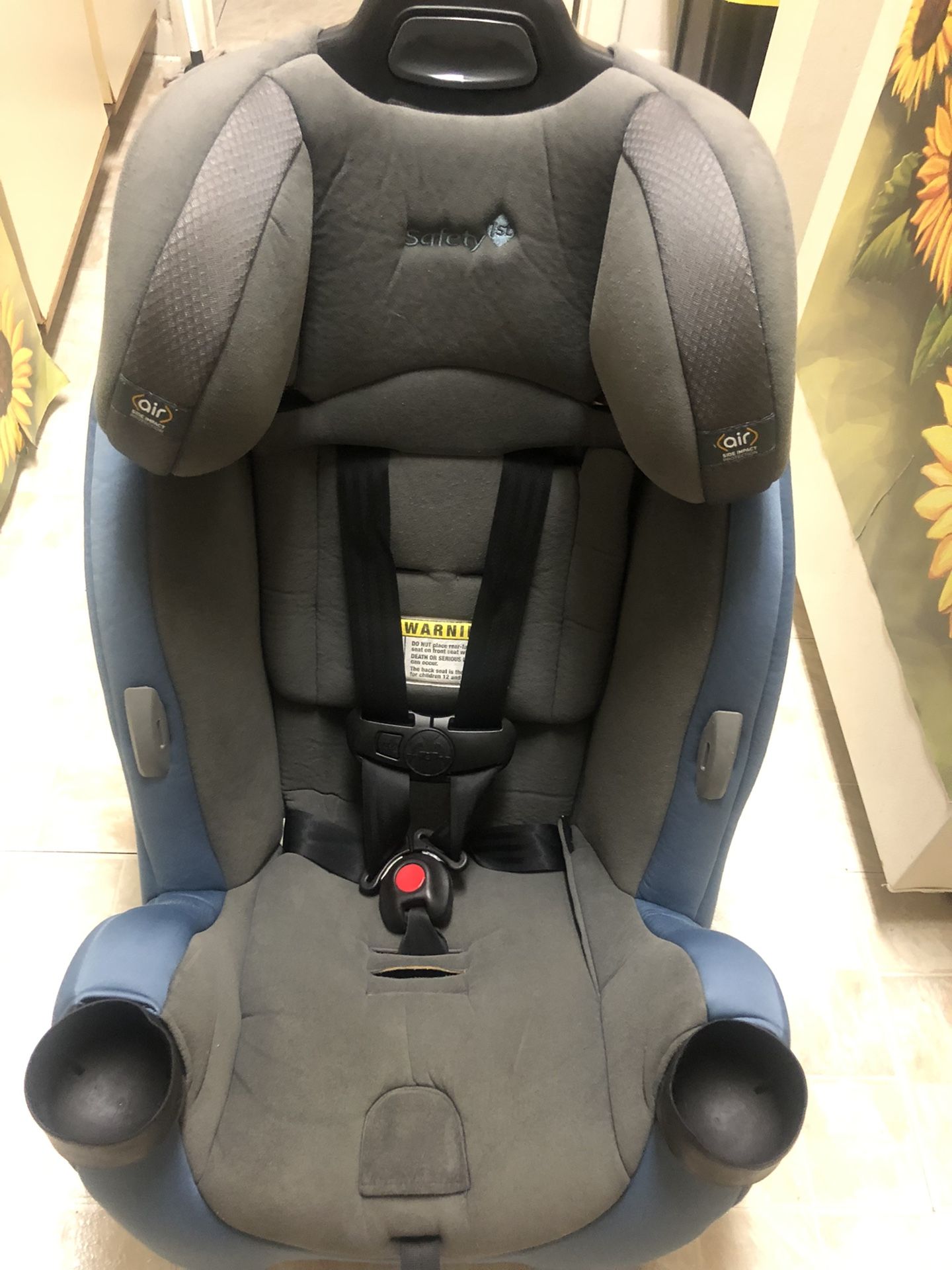 Super Safe  Safety First Car seat /booster Seat Don’t miss Out Asking $60