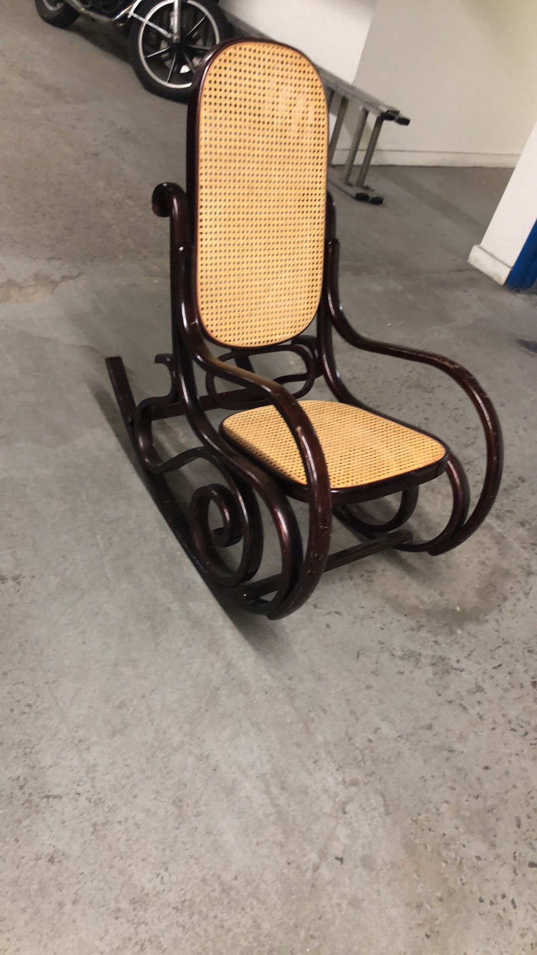 Rocking chair