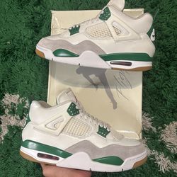 Jordan 4 SB Pine Green