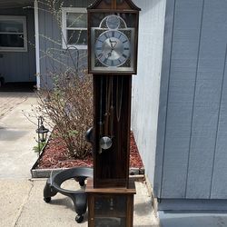 Grandfather clock, Works