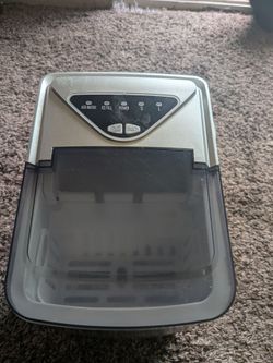 Foing portable countertop ice maker