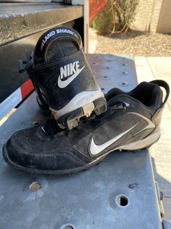 Nike Football Cleats Size 6