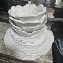 Beautiful 12 Pc Dish Set Made In Portugal. 