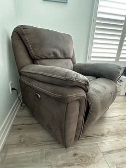 Gray Power Recliner Chair
