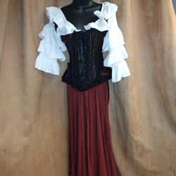 Bar Wench Costume, Sz Small  Seffner FL 