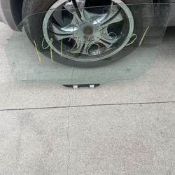 Ventana Lado Izquierdo (Conductor) Para Honda Element 2005