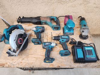 Makita power tool set