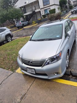 Lexus HS250h