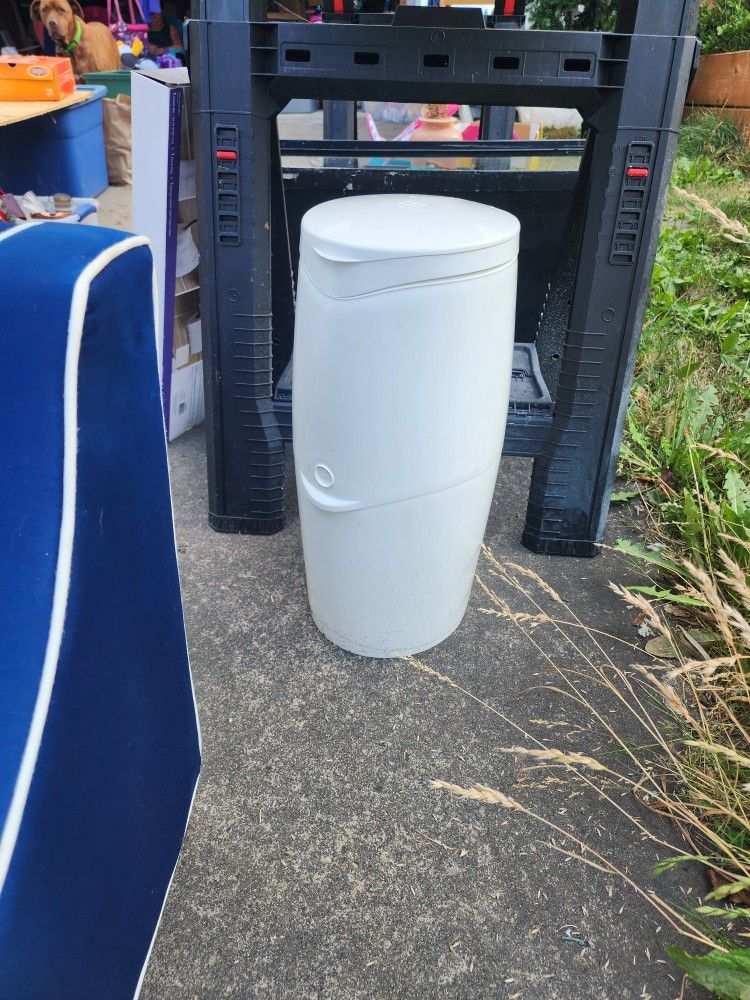 Diaper Genie