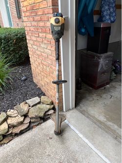 Bolens BL100 Gas String Trimmer — Untested