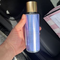 Victoria Secret Midnight Bloom BodySpray