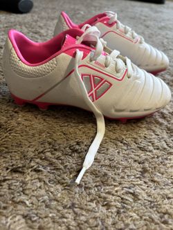Little Girl Soccer Shoes 
