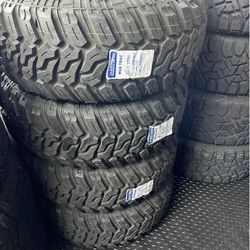 33x12/50R15 Maxtrek Mud Trac MT Tires For Sale