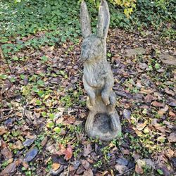 Rabbit  garden Statue