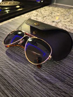 Aviator Sunglasses With Tesla Lethar Pouch