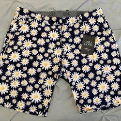 Golf Golds Shorts! Brand New! With Tags! Size 32
