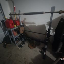 Selling Weigh Set With Weights 