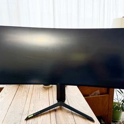 #LG UltraGear Gaming Monitor 34GP950G - B #Almost New