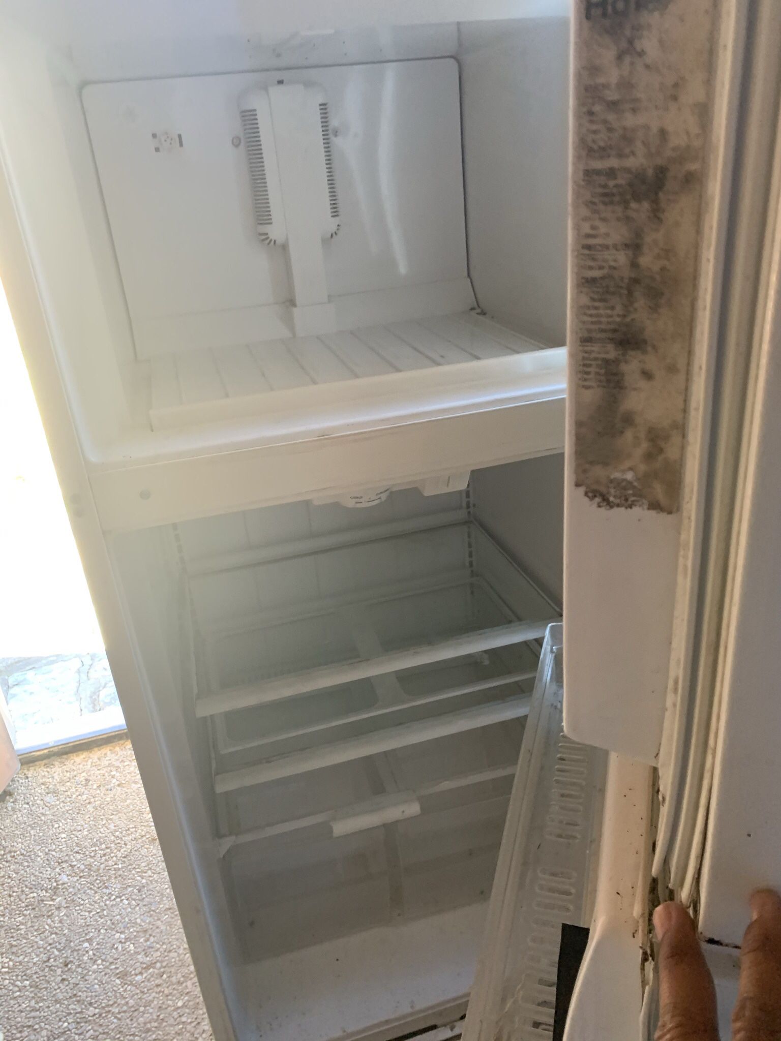 USED  Refrigerator - Garage Quality BEER Fridge-   Missing Shelves