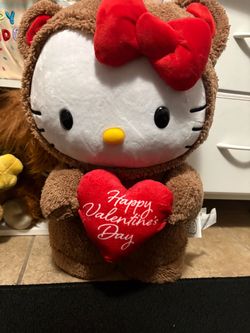 Hello Kitty Valentine's Day Door Greeter