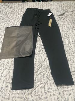 essential sweatpants