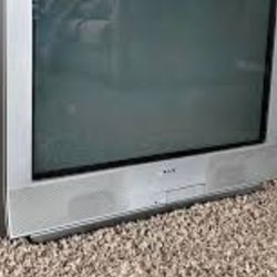 32 Inch SONY WEGA CRT TV