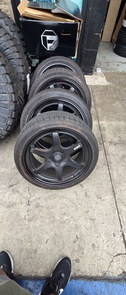 18 inch esr apx 7 Matte black wheels with tires