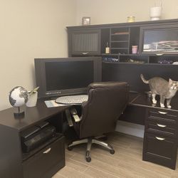 Grand office Desk 