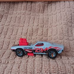 HOTWHEELS 