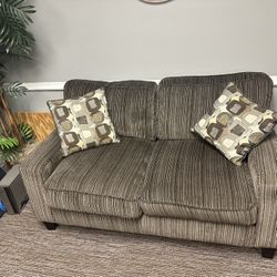 Love seat