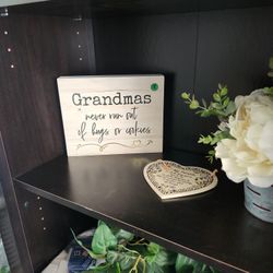 Grandma Decoration 