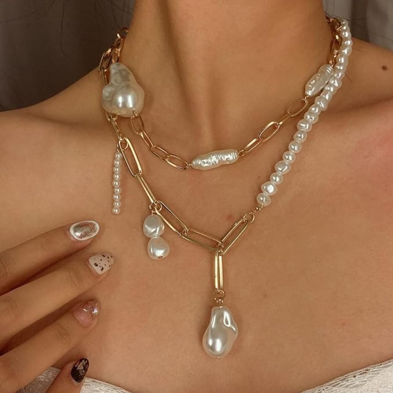 Dainty boho pearls choker necklace