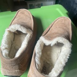 9’ Leather Insulated Slippers 